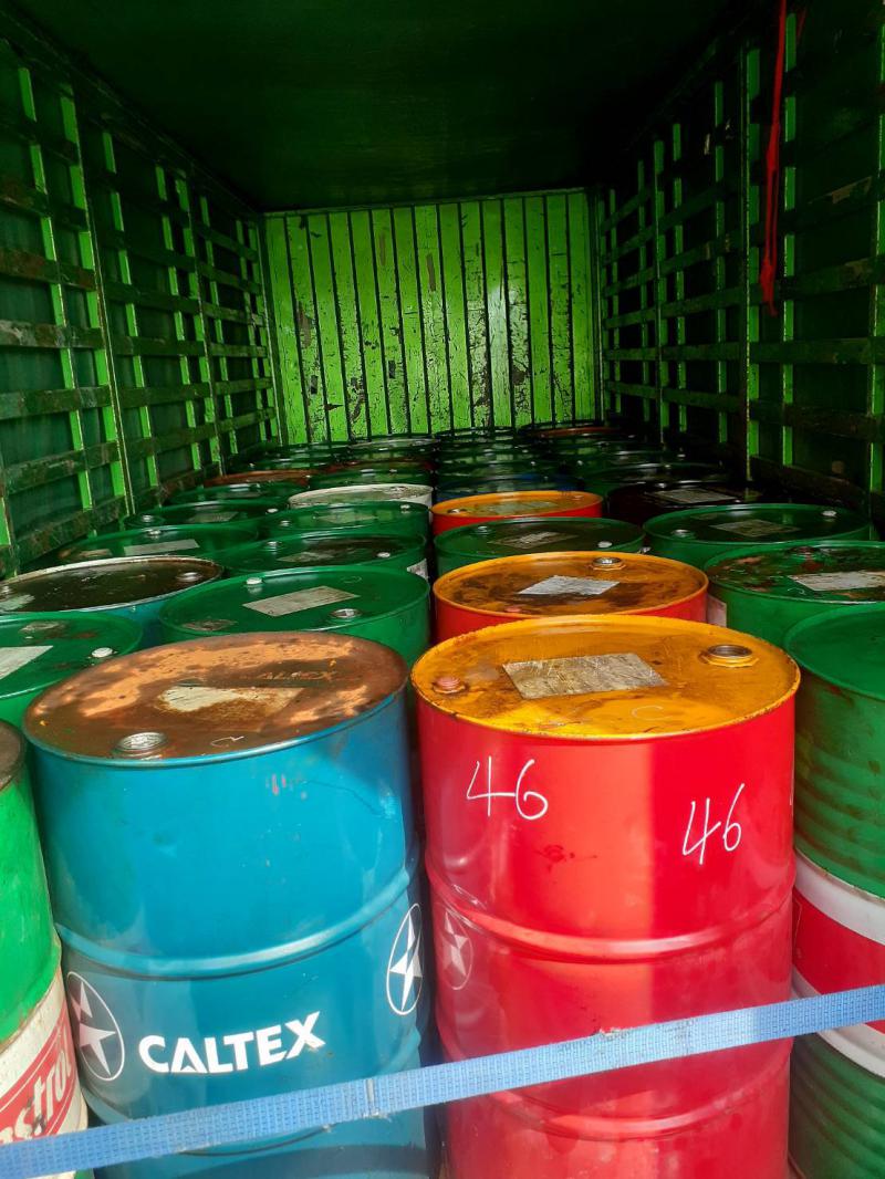   รับซื้อ น้ำมันเก่าทุกชนิด น้ำมันไฮโดรลิค น้ำมันหล่อลื่น  น้ำมันเครื่อง 