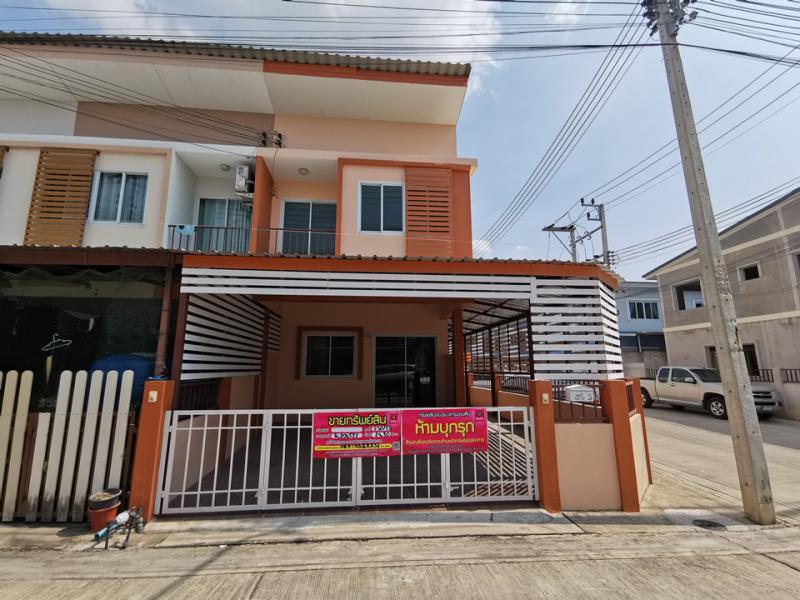 บึง ศรีราชา ชลบุรี