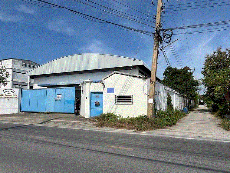 ถนนขาด เมืองนครปฐม นครปฐม